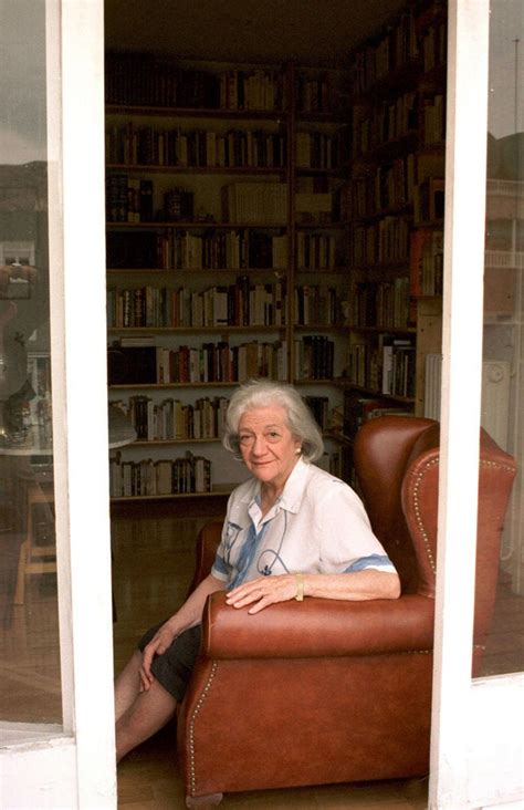 nina escritora splove|10 años sin Ana María Matute, la escritora valiente que se .